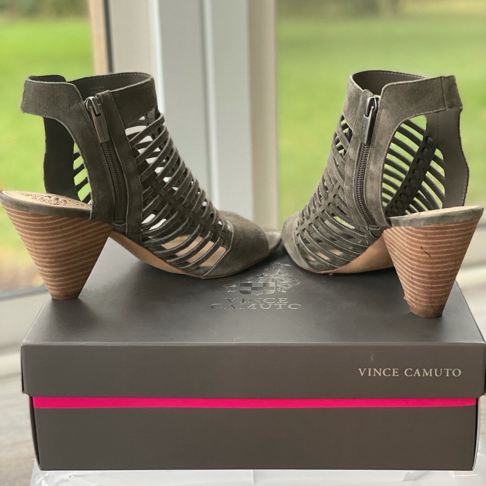 Vince Camuto sandals/heels.